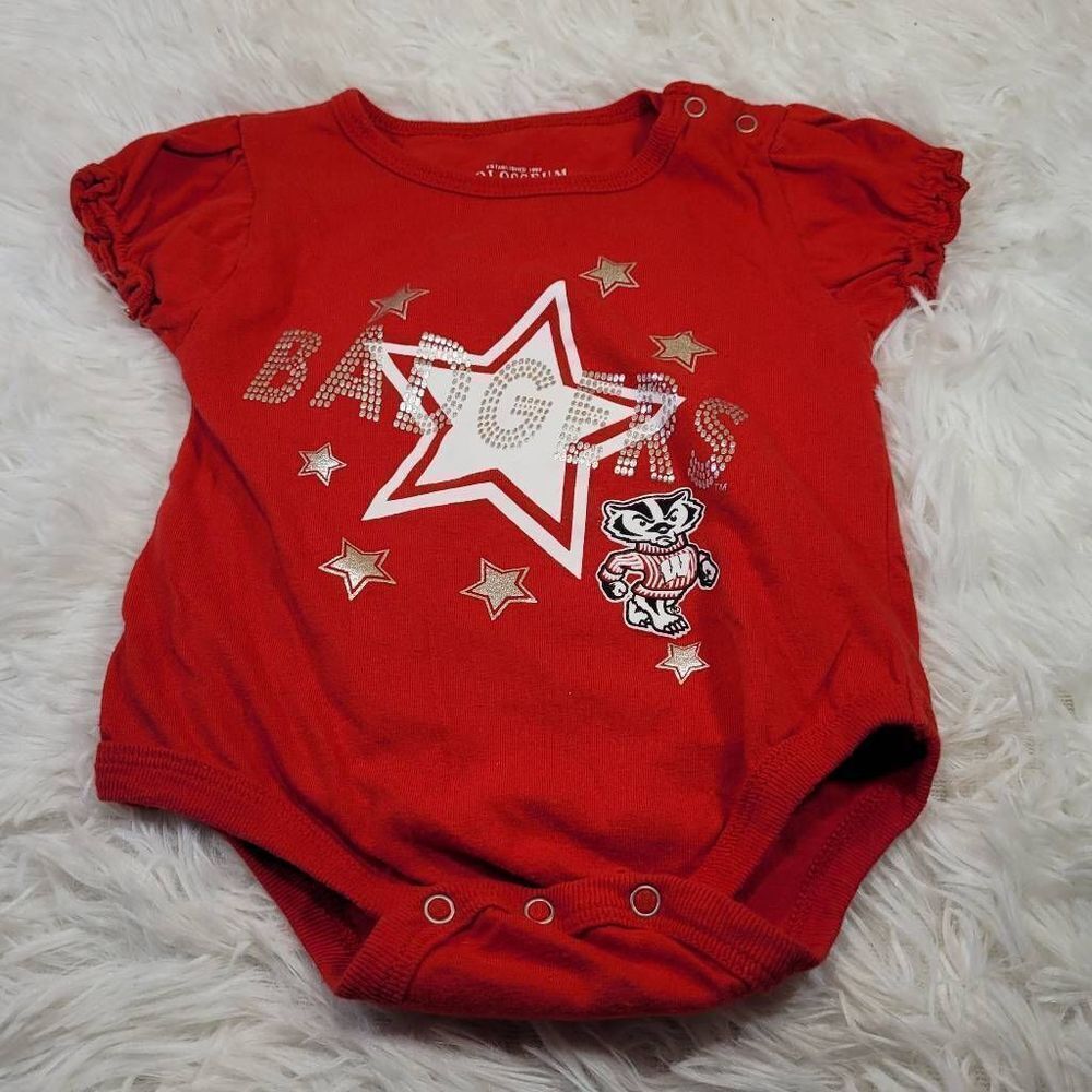 Colosseum Athletics Red and White Wisconsin Badgers One Piece Outfit- Size 3-6M